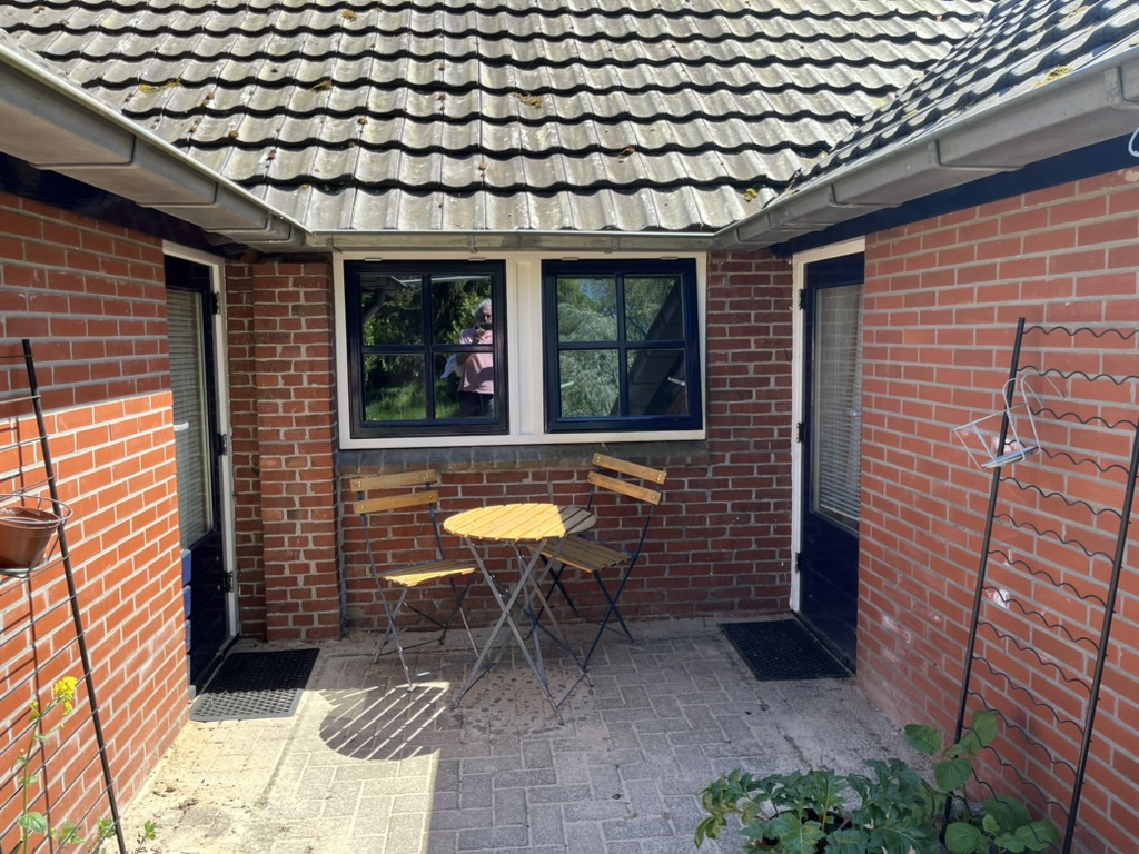 Eigen ingang kamers met zitje